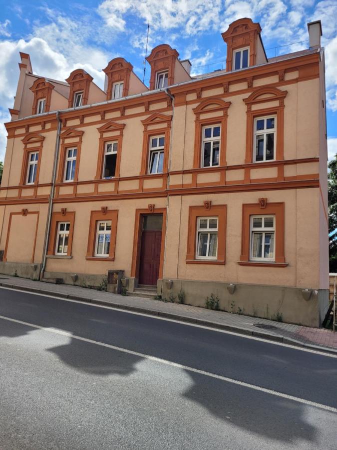 Studentska Apartments Karlovy Vary Exterior photo